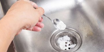 10 ترفند کاربردی برای برق انداختن سینک ظرفشویی